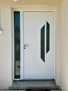 Fourniture et pose d’une porte d’entrée aluminium Zilten