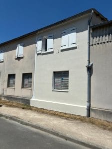 Ravalement de façade à Bellegarde (45) – Une rénovation complète par Renov & Vous