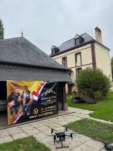 Nettoyage de toiture à Rouen (76) – Intervention Renov & Vous avec pulvérisation enzymatique et contrôle par drone